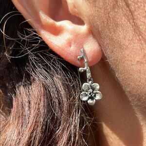 Vintage Style Silver Floral Drop Earrings
